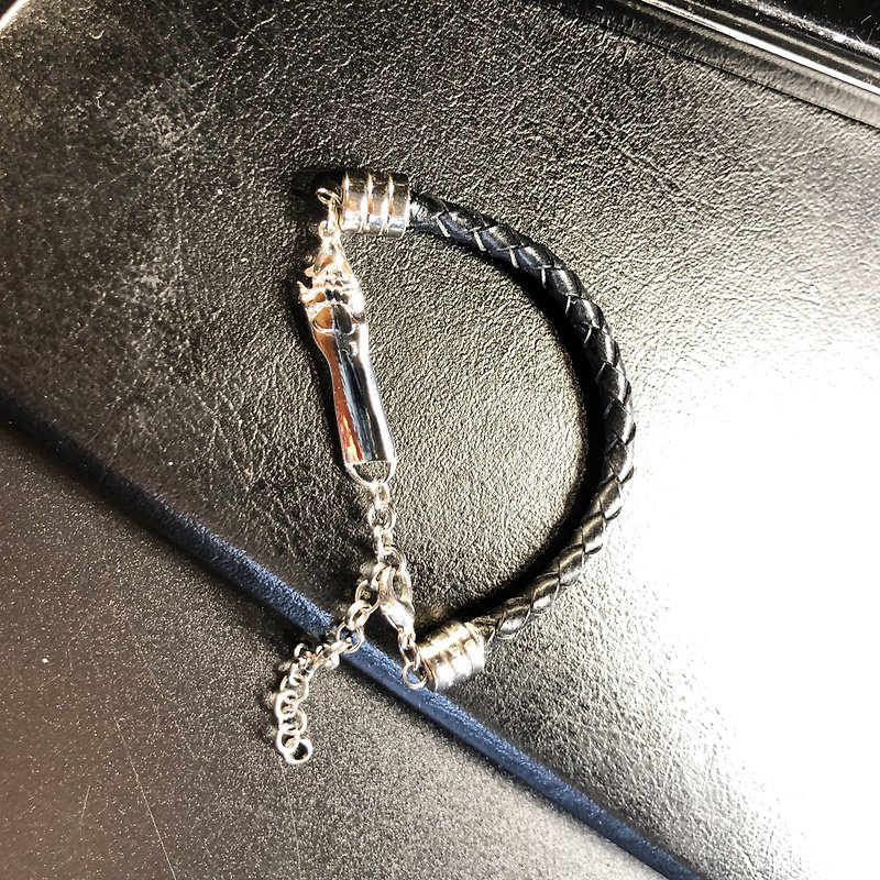 6mm genuine leather braided bracelet ∣ bear paw 925 sterling silver ∣ custom lettering