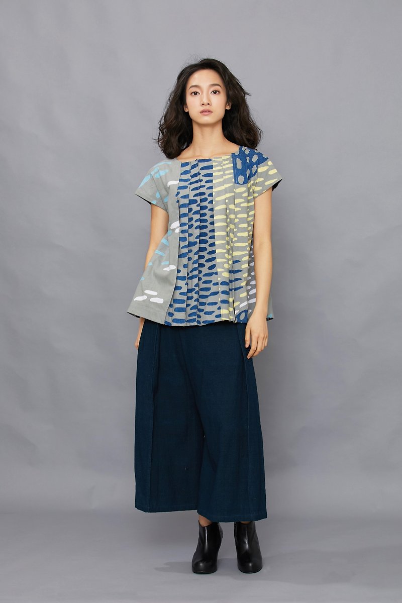 Printed Pleated Shirts - Early Morning Sea Level - Fair Trade - Women's Tops - Cotton & Hemp Multicolor