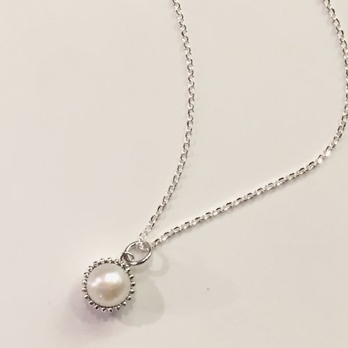 MISSCHU 蕾絲點點 柔光珍珠銀質項鍊 白珍珠款