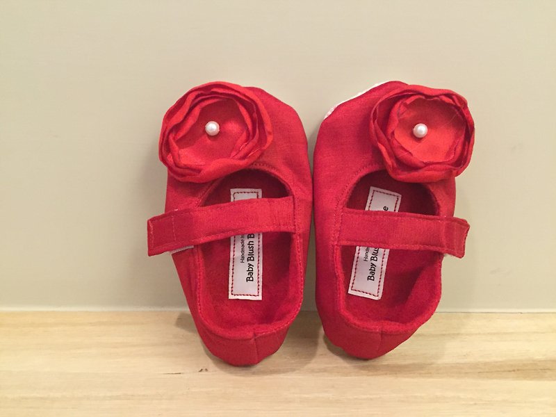 アメリカから輸入した手作りファッション幼児靴（赤い花） - スリッポン - コットン・麻 