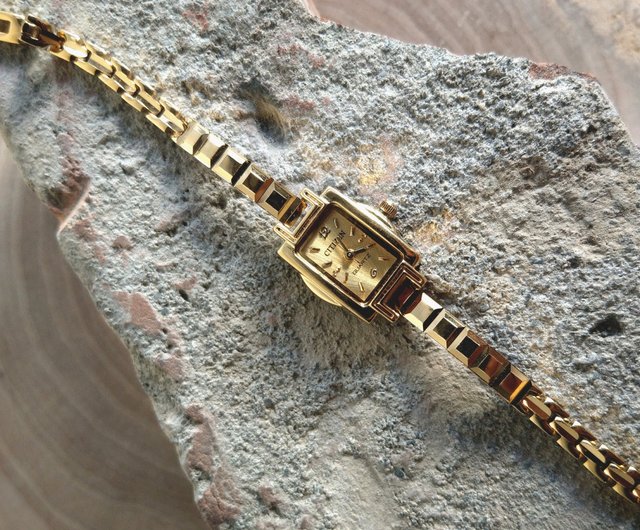 23k gold outlet watch