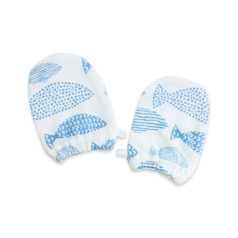 [Deux Filles Organic Cotton] Newborn/Baby Gloves-Fish Print - อื่นๆ - ผ้าฝ้าย/ผ้าลินิน สีน้ำเงิน