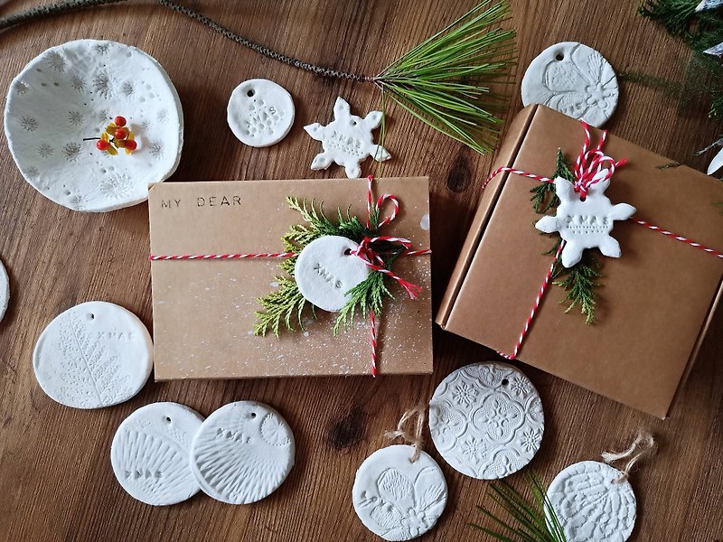 雪白質感吊牌/聖誕包裝/聖誕禮/交換禮物/質感掛飾 - 便條紙/memo紙 - 黏土 白色