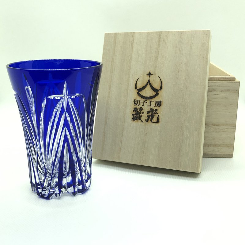 Luminous tumbler - Cups - Glass Blue