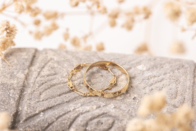 VIETNAM stacking ring set in 14k Gold-filled - แหวนทั่วไป - เครื่องประดับ สีทอง