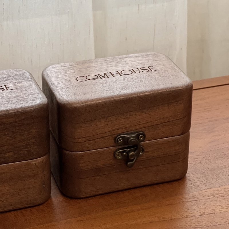 [Scent Collector] Black Walnut Solid Wood Essential Oil Storage Box - Fragrances - Wood 