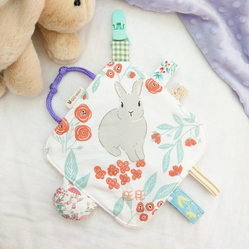 the last one. Free name embroidery. Red flower rabbit. Ring paper comfort napkin - ของขวัญวันครบรอบ - ผ้าฝ้าย/ผ้าลินิน สีแดง