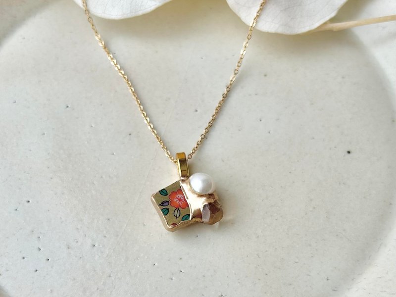 有田焼　金継ぎ　ネックレス　サージカルステンレスチェーン　アレルギー対応　18K　花柄　リーフ柄　淡水パール　シトリン　天然石　伝統工芸　No.271 - 項鍊 - 陶 金色
