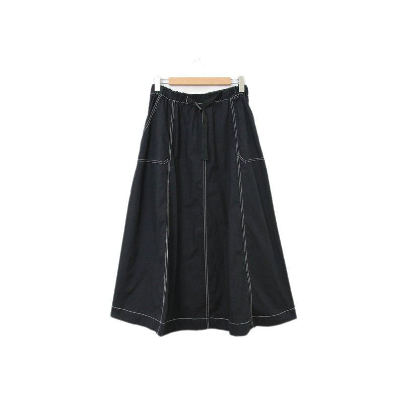 Back to Green-復古長裙 黑傘狀裙 白線條 M-18//vintage skirt - 裙子/長裙 - 棉．麻 