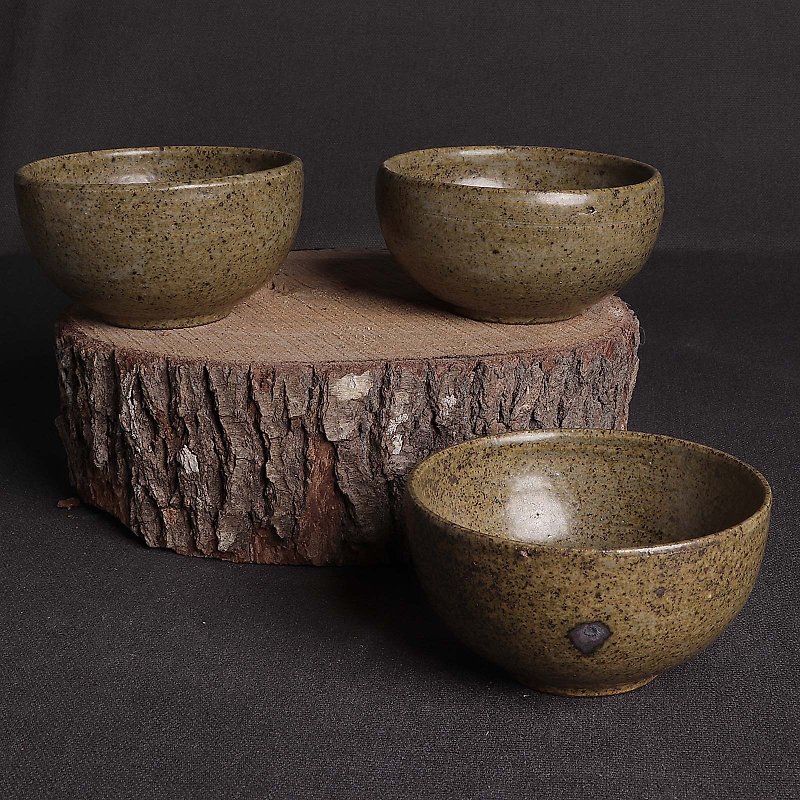 ウズラの卵パターン灰色の茶碗のグループ（合計3つ） - 急須・ティーカップ - 陶器 グリーン