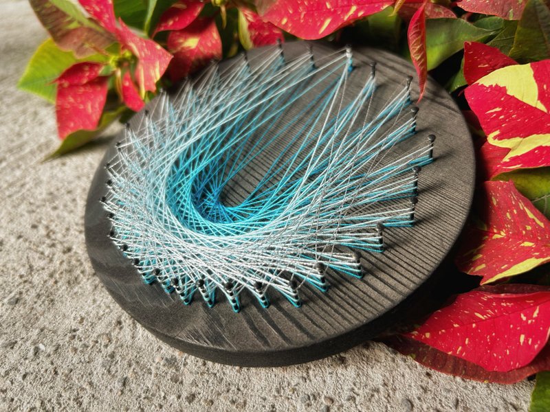 Stringart  藝術作品 -展翼 - 擺飾/家飾品 - 其他材質 多色