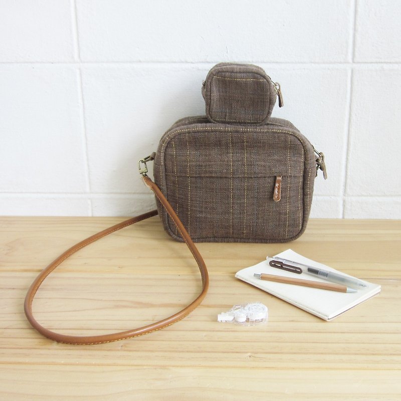 Goody Bag / A Set of Little Tan Midi Bag with Coin Bag S Size in Brown-Blue Color Cotton - กระเป๋าแมสเซนเจอร์ - ผ้าฝ้าย/ผ้าลินิน สีนำ้ตาล