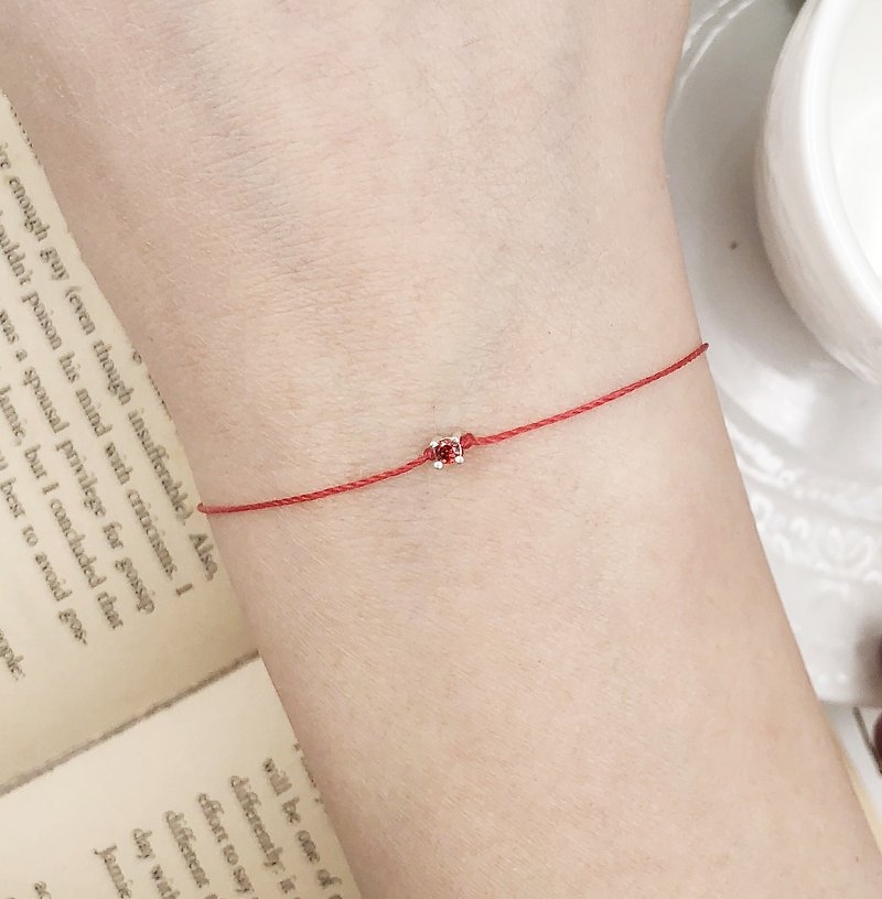 *Le Bonheur Line Happiness Line*9mm sterling silver 2.8mm red diamond four-claw drill strawberry / red bracelet redline mini round temperament temperament red rope - สร้อยข้อมือ - เส้นใยสังเคราะห์ สีแดง