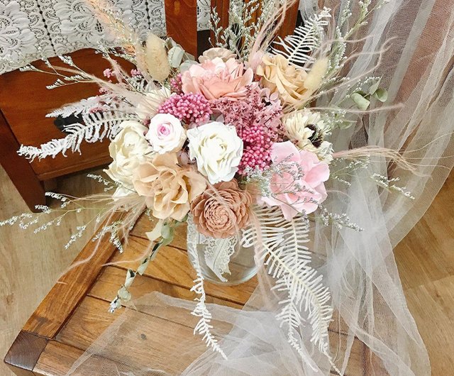 American Romance] Bridal Bouquet Nude Pink Dried Flowers Japanese Preserved  Flowers Recommended Wedding Photo Bouquets - Shop jsgreenhouse Dried  Flowers & Bouquets - Pinkoi