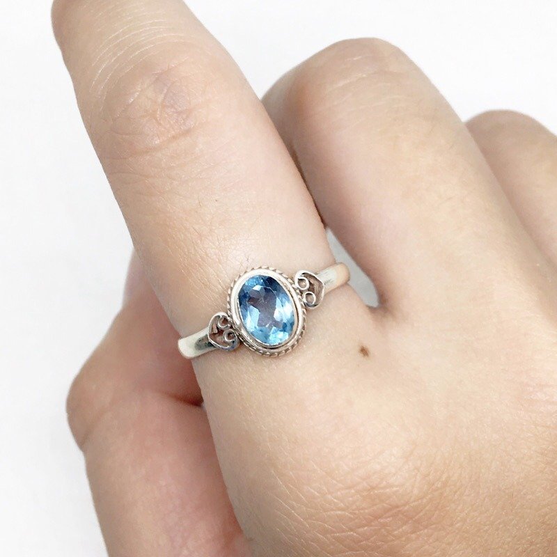 藍托帕石925純銀心形設計戒指 尼泊爾手工鑲嵌製作 - 戒指 - 寶石 藍色