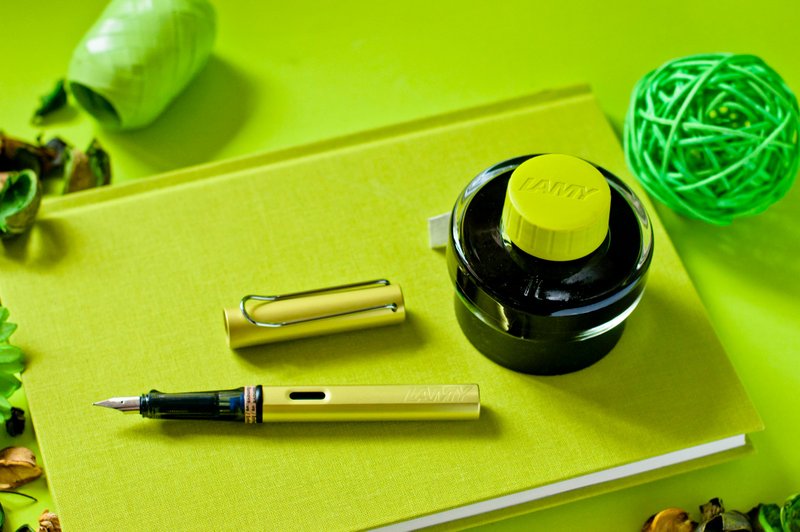 LAMY fountain pen + pencil case gift box / AL star star series-vibrant green - Fountain Pens - Aluminum Alloy Green