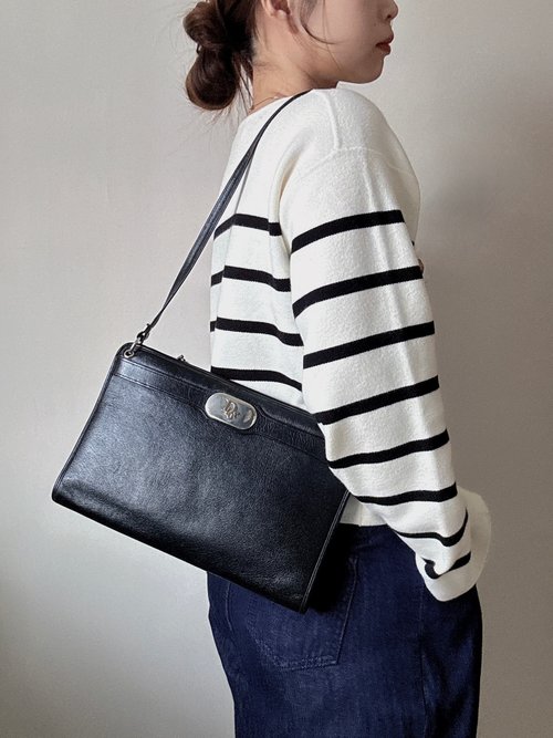 Autrefois Vintage Bags HK 中古正品 Christian Dior 牛皮側揹包 銀扣 腋下包