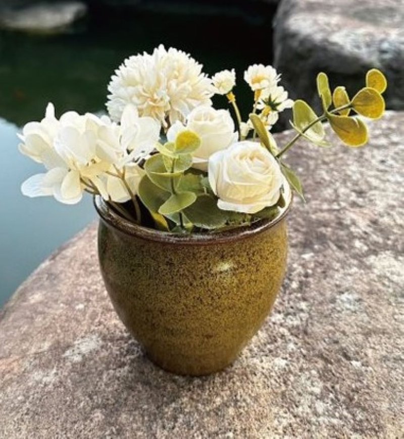 FJ 黑金潑點 花器 - 花瓶/花器 - 陶 