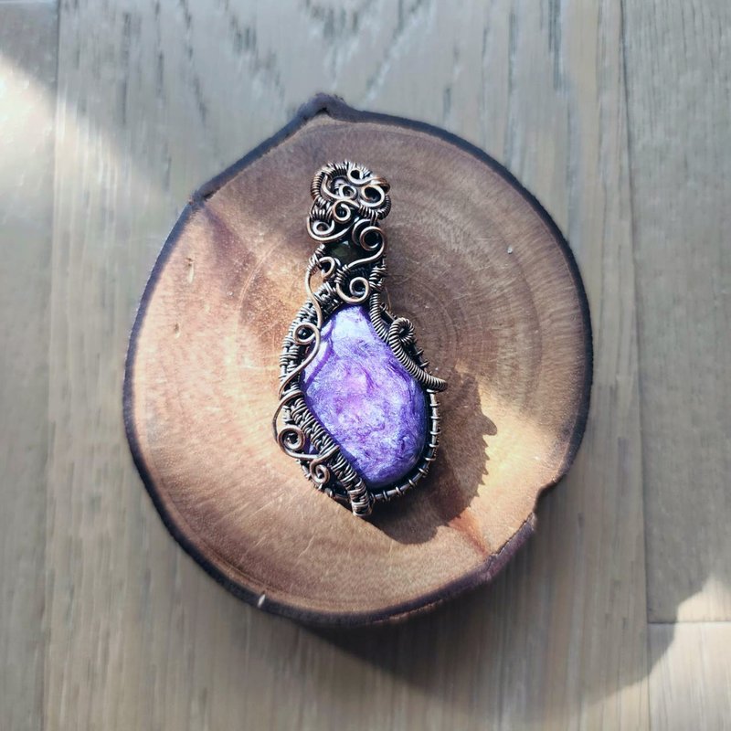 [Handmade by Qu Shuichen] Purple Dragon Crystal and Fire Agate Metal Wire Braided Pendant - สร้อยคอ - เครื่องเพชรพลอย สีม่วง