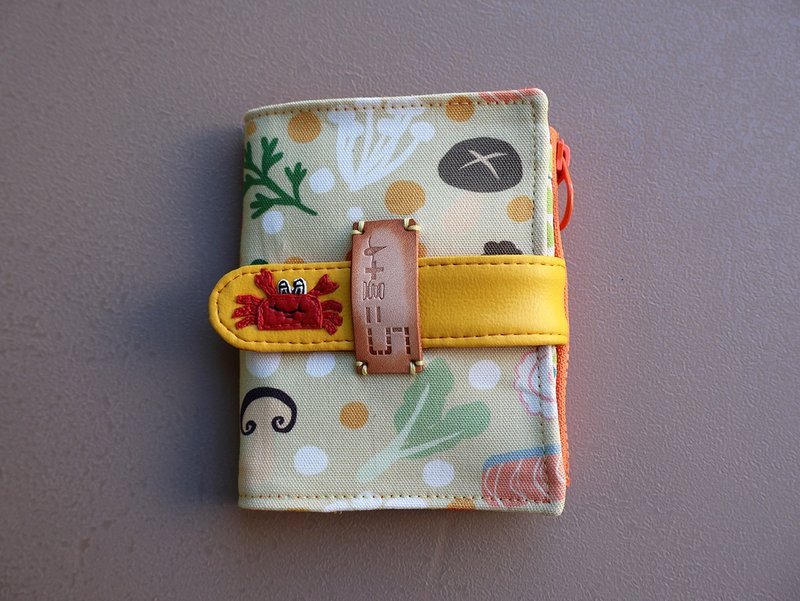 【fabric wallet】螃蟹火鍋  布短夾/中短夾 - 錢包/皮夾/長短夾 - 棉．麻 白色