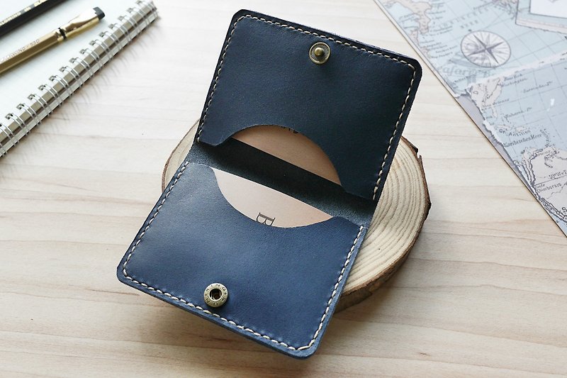 名片夾 卡套 靛藍黑 歐洲牛皮 手作 免費刻字包裝 大容量 多色 - 名片夾/名片盒 - 真皮 藍色
