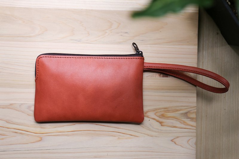 Brick red hand bag - กระเป๋าคลัทช์ - หนังแท้ สีเขียว