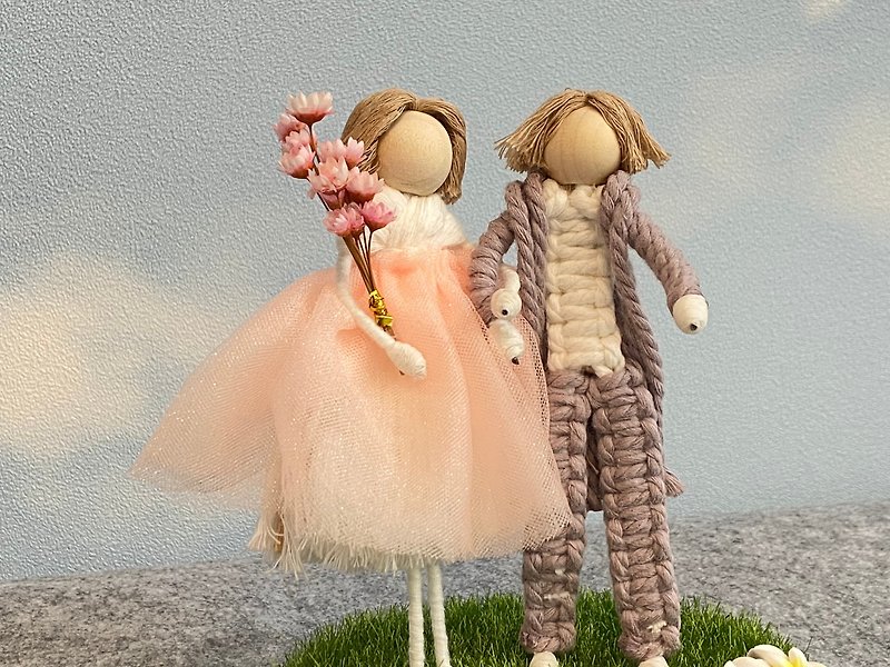 Macrame French Braided Angel Bauble-Couple Series - ของวางตกแต่ง - ผ้าฝ้าย/ผ้าลินิน สึชมพู
