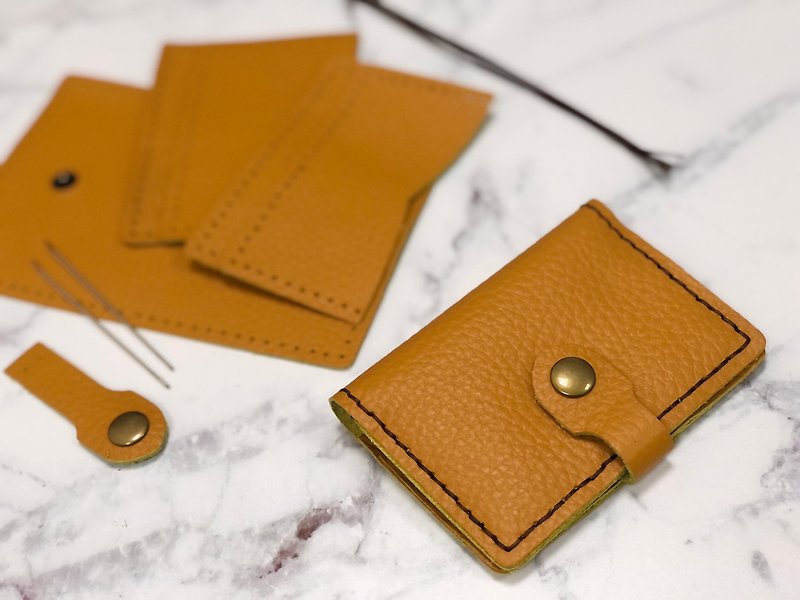 Leather business card holder material bag - เครื่องหนัง - หนังแท้ 