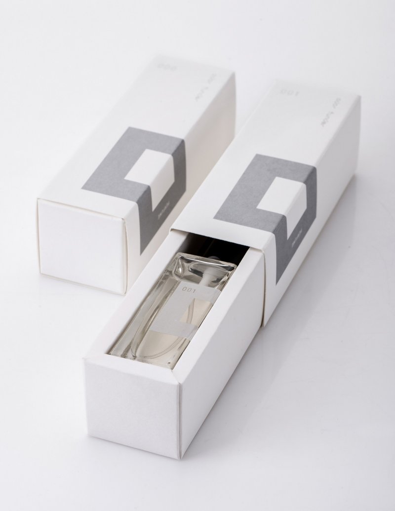 Theme Light Fragrance - Male 30ml - น้ำหอม - วัสดุอื่นๆ ขาว