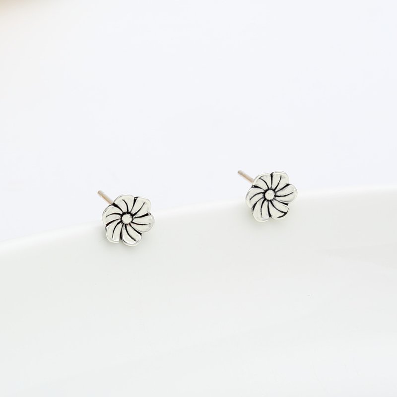 【Angel & Me】Sakura Cherry Blossom s925 sterling silver earrings birthday gift - Earrings & Clip-ons - Sterling Silver Silver