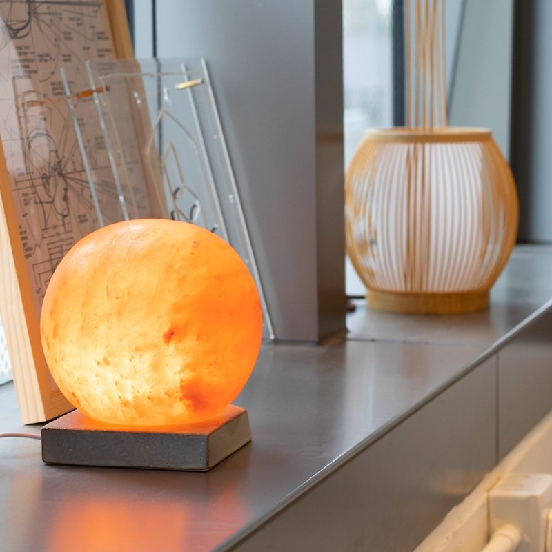 ONELIVINGS Artisan Himalayan Salt Lamp - SPHERE (15 cm) - Tungsten Lightbulb - Lighting - Pottery Orange