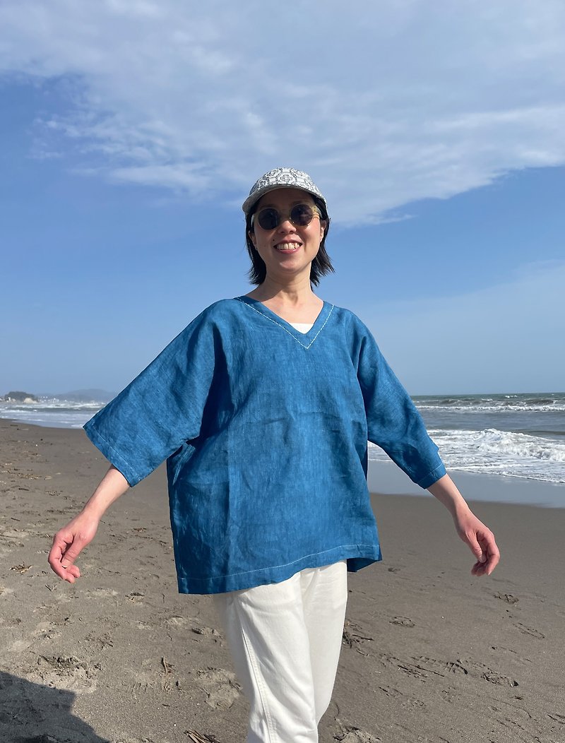 日本製 藍染フレンス製リネンの半袖シャツ　刺子  Linen  Shirts JAPANBLUE Aizome - トップス ユニセックス - コットン・麻 ブルー