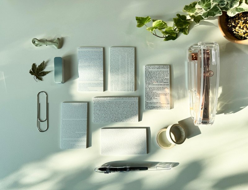 Multi Lingual lettering Combination Memo Pad - 便條紙/便利貼 - 紙 多色