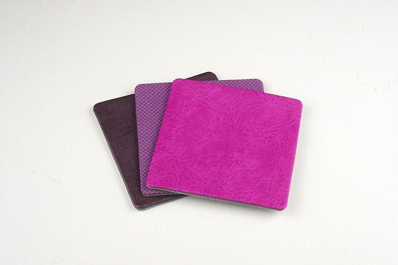 簡約方形杯墊 雙面材質 PU皮革+帆布 紫紅色系 - 杯墊 - 人造皮革 多色