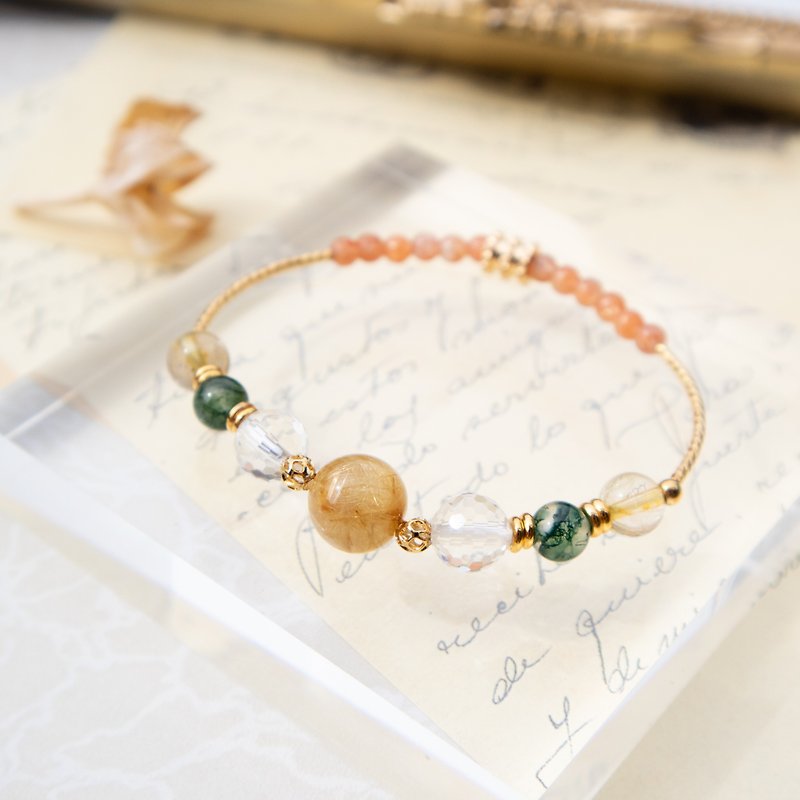 Confident eyes | yellow hair crystal white crystal water grass agate gold strawberry crystal lucky natural stone bracelet - Bracelets - Crystal Multicolor