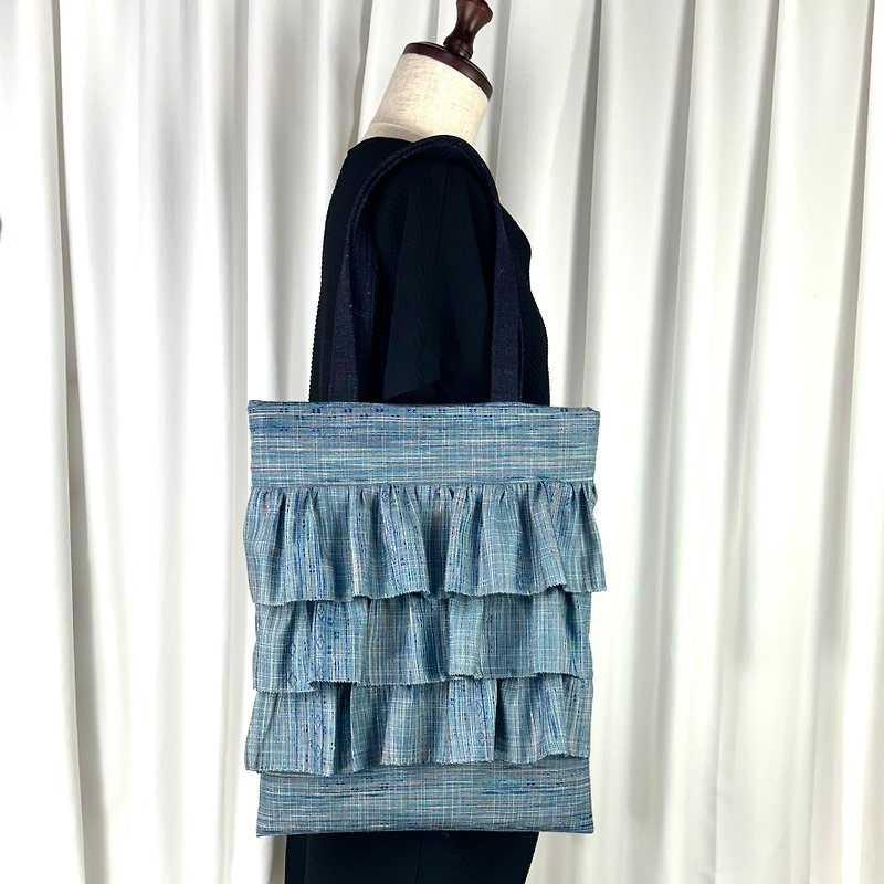 Japan || Kimono tote bag || frills - กระเป๋าถือ - ผ้าไหม สีน้ำเงิน