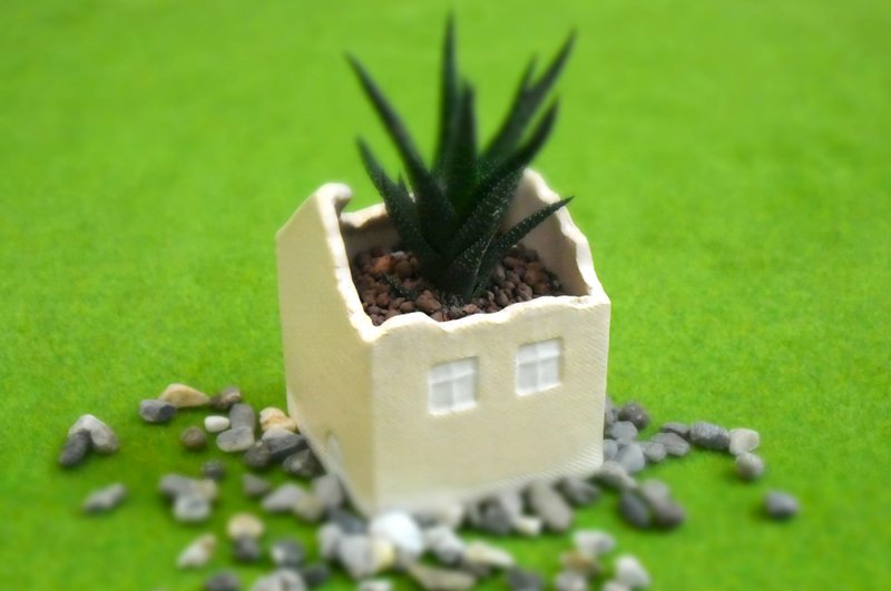 【好器】米色陶房子基本型_花器_筆筒_置物_桌飾_陶屋 - 花瓶/花器 - 陶 