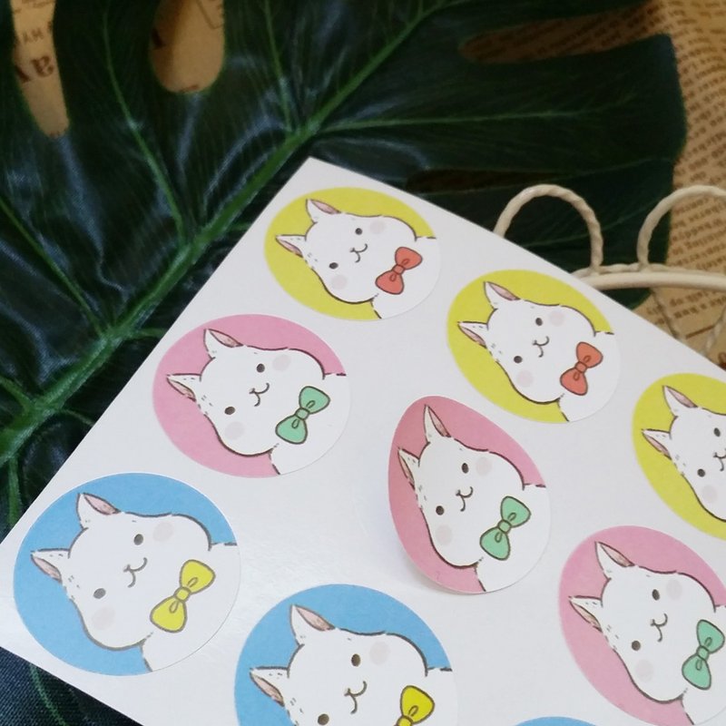 Big white rabbit wearing a bow tie small round stickers / 2 large a total of 24 small round stickers - สติกเกอร์ - พลาสติก 