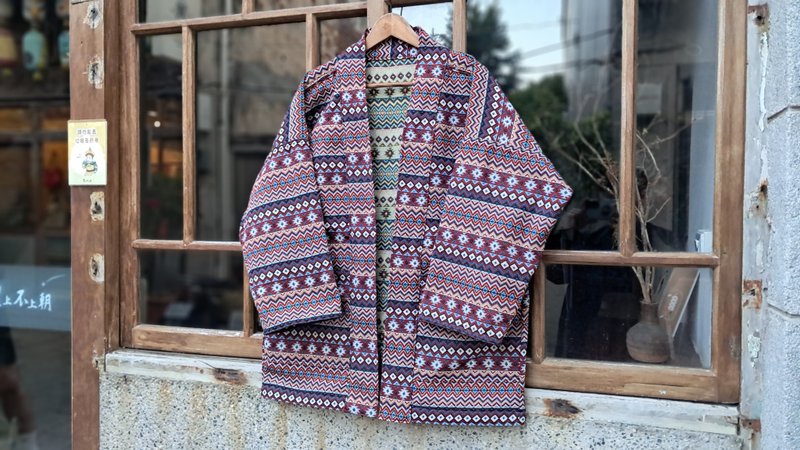 AMIN'S SHINY WORLD 印地安圖騰滿版撞色提花 KIMONO - 男夾克/外套 - 棉．麻 多色