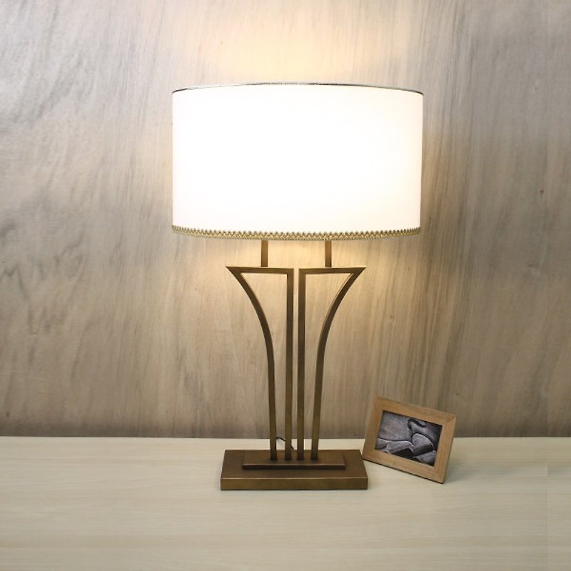 [Twins cloth cover table lamp] MIT Taiwan handmade lighting fixtures customized home lamp Mr. - โคมไฟ - วัสดุอื่นๆ 