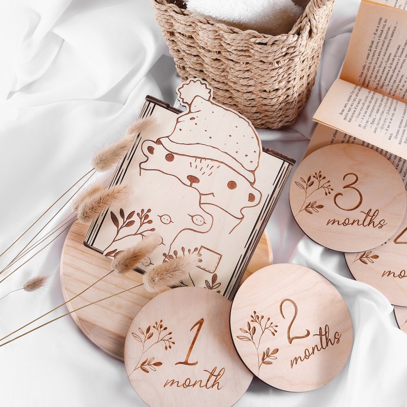 Baby Monthly milestone, Name blanket, Baby milestone Cards, Birth Milestone Disc - ของขวัญวันครบรอบ - ไม้ 