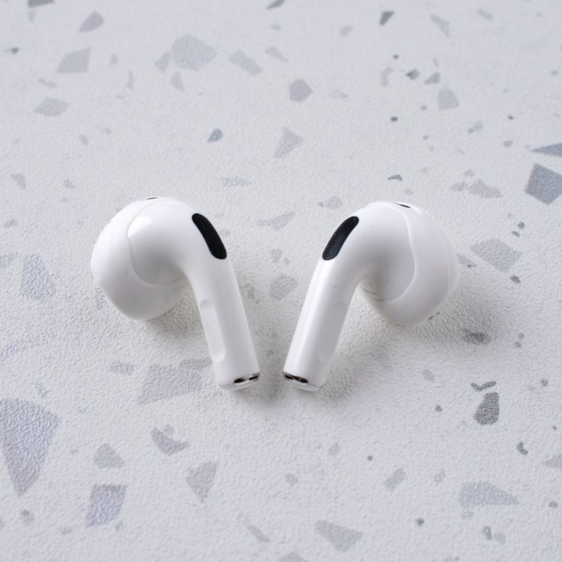 AirPods 3 超薄止滑防掉矽膠耳機套 - 三組入 (可收納進充電盒) - 耳機/藍牙耳機 - 矽膠 白色