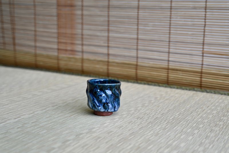 山藍鬼志野手捏杯 - 茶壺/茶杯/茶具 - 陶 