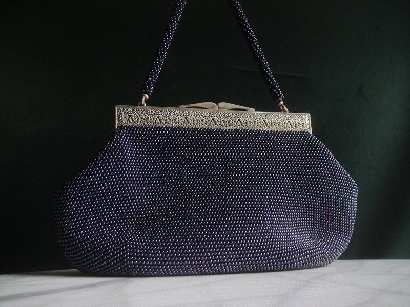 Glorious Era OLD ERA_Early second-hand handmade lady bead bag made in Taiwan - กระเป๋าถือ - วัสดุอื่นๆ 