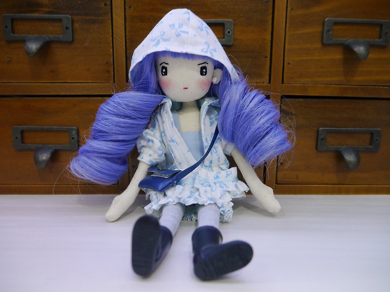 Handmade Girl in Purple Long Curl Hair - ตุ๊กตา - ผ้าฝ้าย/ผ้าลินิน สีม่วง