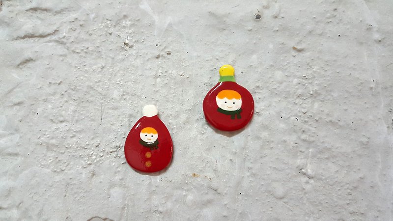 Christmas hats baby ceramic pin (free box + Free ship Oh!) - Brooches - Pottery Red