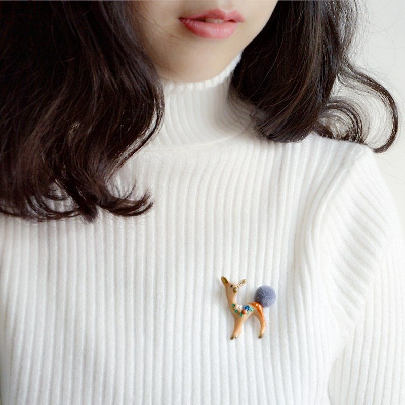 Cute deer brooch pin Sen Department handmade Christmas gift exchange Gift Box - Brooches - Plastic Brown