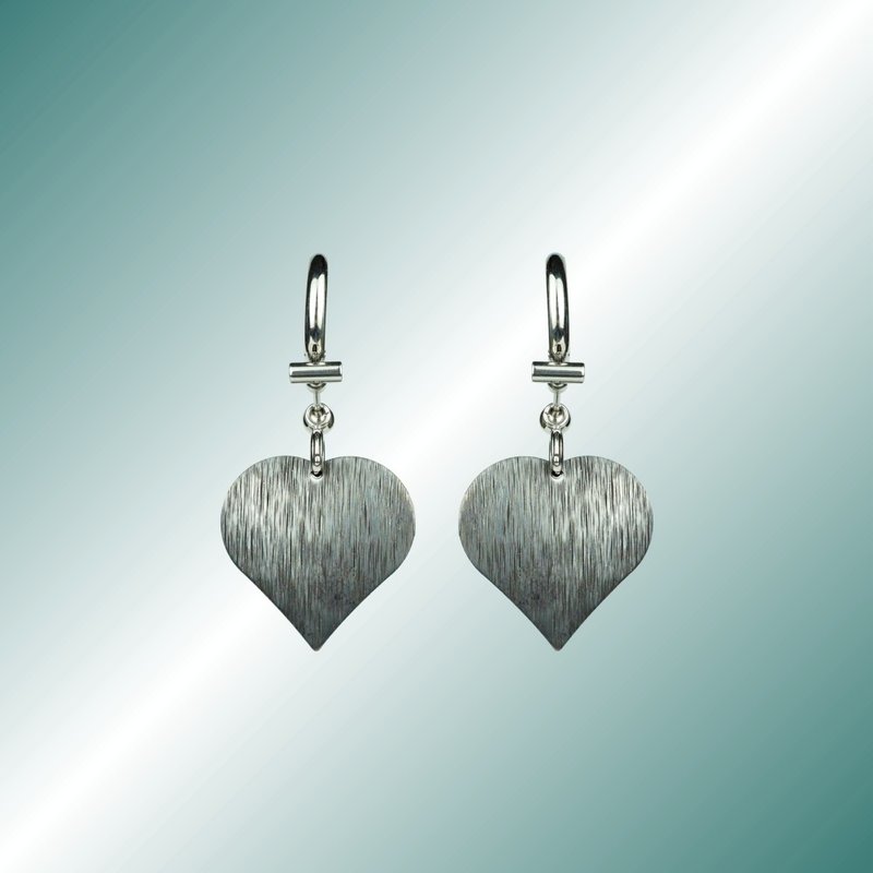 GUNMETAL Gunmetal Heart-Shaped Brushed Texture Pendant Hoop Earrings - Earrings & Clip-ons - Stainless Steel Black