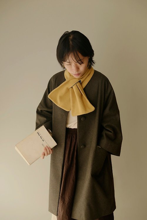 如山出雲 日本製薑黃羊毛呢保暖短款圍脖圍巾 配飾
