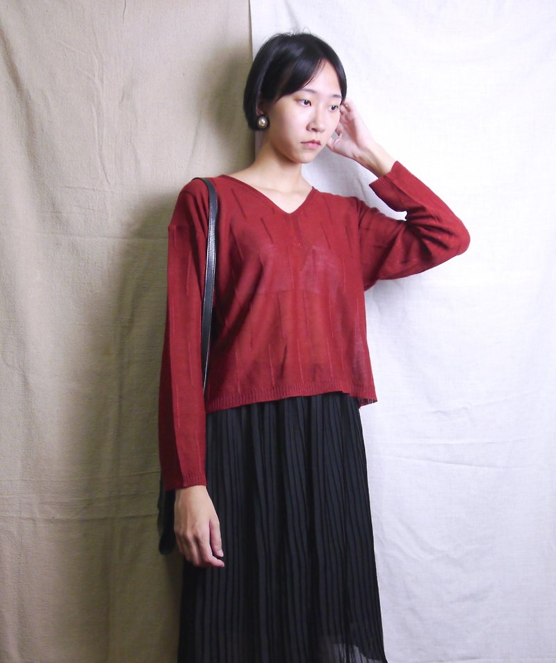 FOAK vintage retro red line knit top - เสื้อผู้หญิง - วัสดุอื่นๆ 
